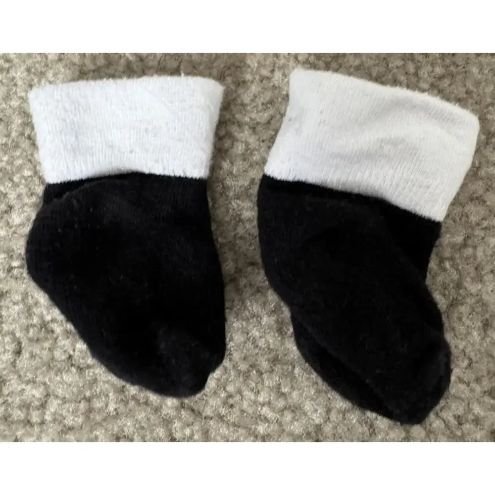 Nike Infant Baby Black White Logo Crew Socks 1 Pair Unisex Athletic Soft